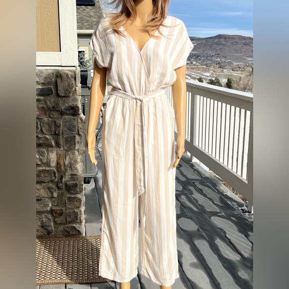 AEO Striped Pant Jumpsuit - Picture 1 of 16